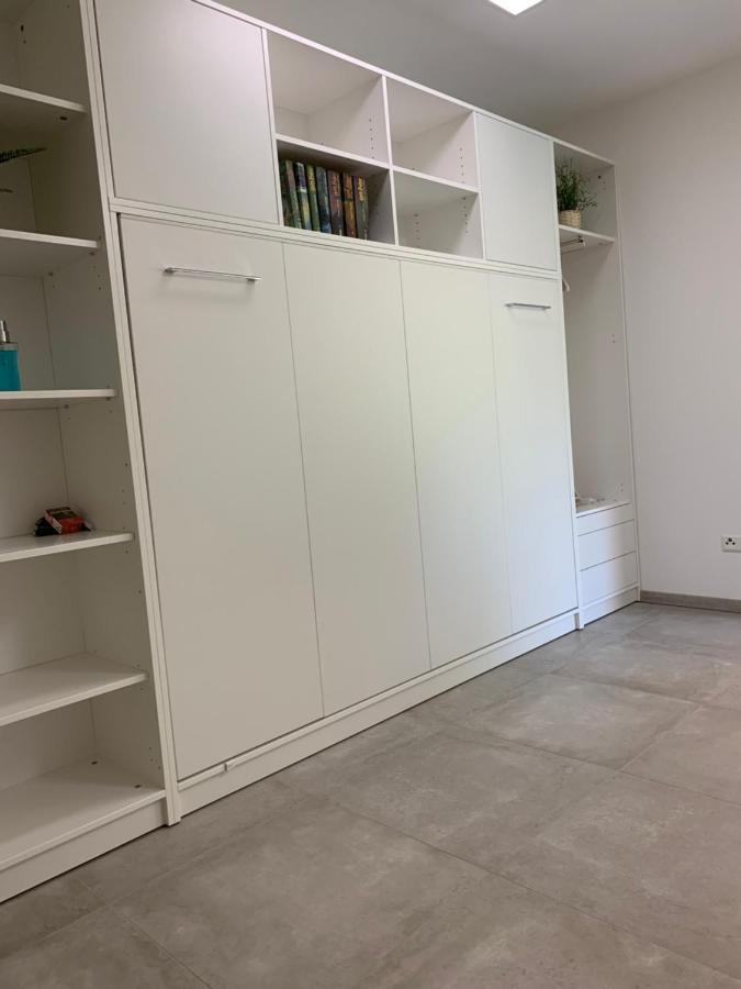Firmen & Ferienwohnung Brecht 2 Waibstadt Dış mekan fotoğraf